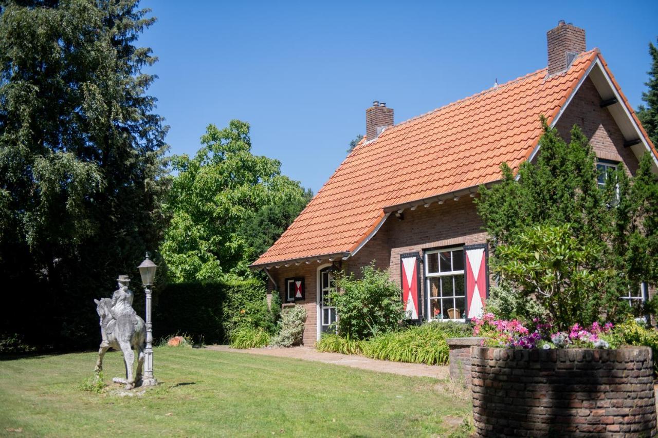 Natuurpoort Van Loon Hotel Loon op Zand Exterior photo