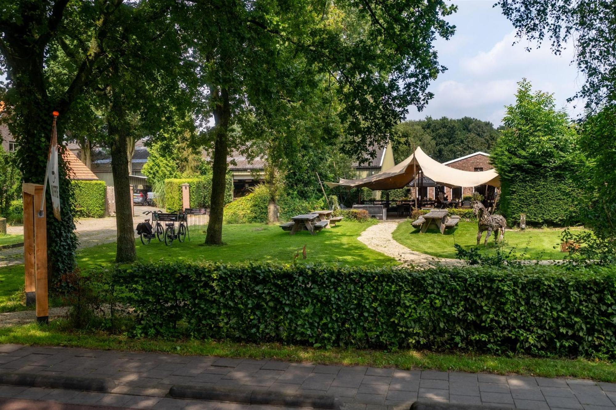 Natuurpoort Van Loon Hotel Loon op Zand Exterior photo